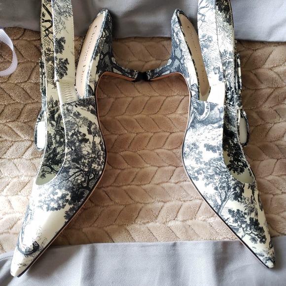 Dior Black White Pumps Slingback 2.5 Hill 39.5/9.5 - Picture 7 of 8